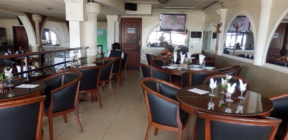 Hotel Santa Lucia Yaoundé Εξωτερικό φωτογραφία