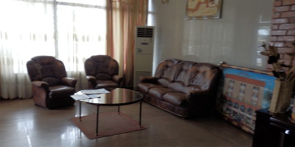 Hotel Santa Lucia Yaoundé Εξωτερικό φωτογραφία